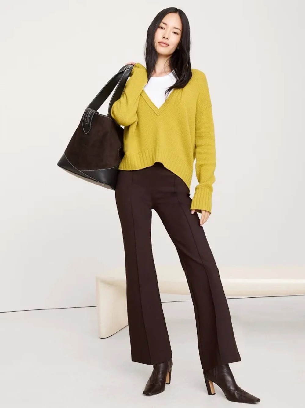 Banana Republic CROP FLARE EVERYWHERE PONTE PULL-ON PANT